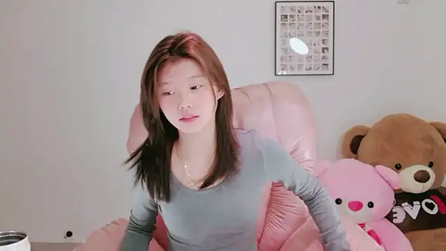 yangyang-1115 online show from May 5, 4:31 am