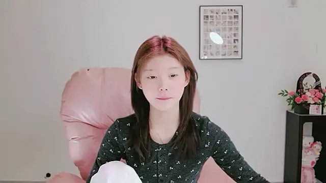 yangyang-1115 online show from May 10, 4:50 am