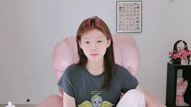 yangyang-1115 online show from May 14, 4:52 am