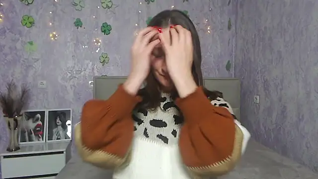 MichelLeee online show from March 19, 12:01 pm