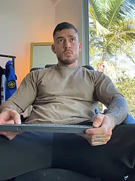 DimitriSullivan  online show from June 20, 8:55 pm