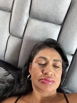 danielax50 online show from February 10, 8:10 pm