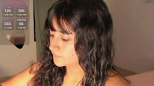 Snapshot of Lady_Rey chatting on January 15, 2:06 am Lady Rey online show from January 15, 2:06 am