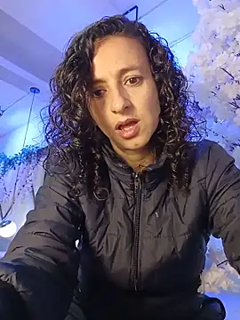 AriannaRussell  online show from June 13, 12:25 pm