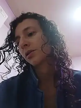 AriannaRussell  online show from July 25, 12:58 pm