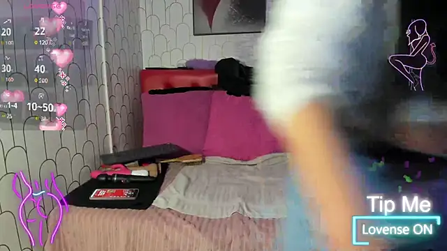 Ella Rousse online show from February 28, 11:47 am