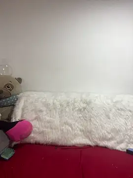 Leyna Kenet online show from December 11, 10:27 pm