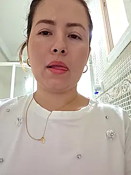 NeredaXxx online show from September 26, 8:29 am