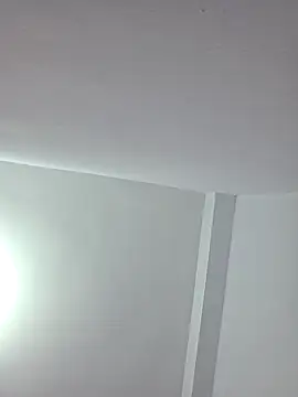 NeredaXxx online show from December 15, 9:30 pm