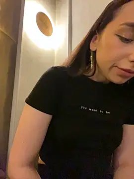 Snapshot of TaylorDavids chatting on February 2, 9:56 pm TaylorDavids online show from February 2, 9:56 pm