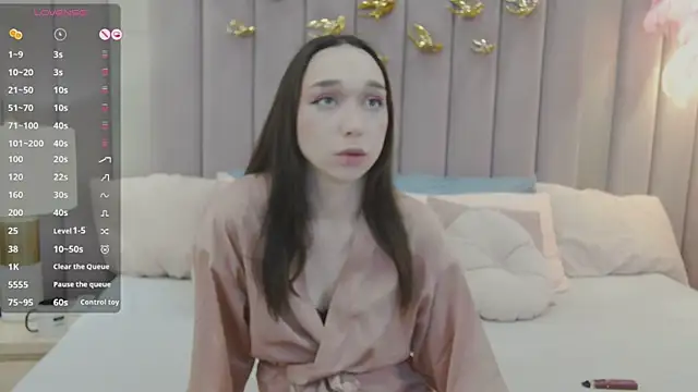 Snapshot of TaylorDavids chatting on February 8, 4:25 pm TaylorDavids online show from February 8, 4:25 pm