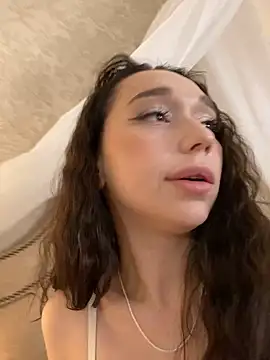 Snapshot of TaylorDavids chatting on February 23, 7:38 pm TaylorDavids online show from February 23, 7:38 pm