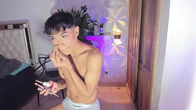 Snapshot of im_sebaslopez chatting on October 29, 3:36 pm im sebaslopez online show from October 29, 3:36 pm