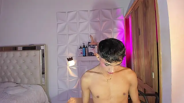 Snapshot of im_sebaslopez chatting on December 15, 11:47 am im sebaslopez online show from December 15, 11:47 am