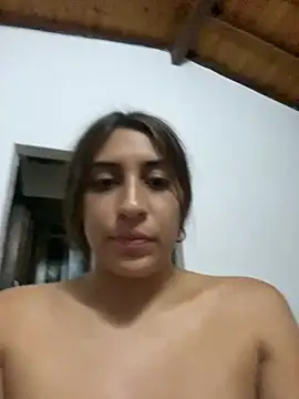 Snapshot of bigasssweet_2 chatting on February 20, 3:56 am bigasssweet 2 online show from February 20, 3:56 am