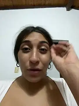 Snapshot of bigasssweet_2 chatting on February 26, 4:14 am bigasssweet 2 online show from February 26, 4:14 am