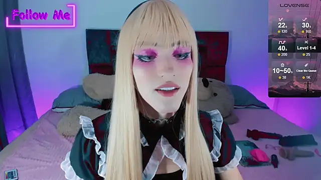 Snapshot of Kirmyy_ chatting on December 15, 6:18 am Kirmyy online show from December 15, 6:18 am