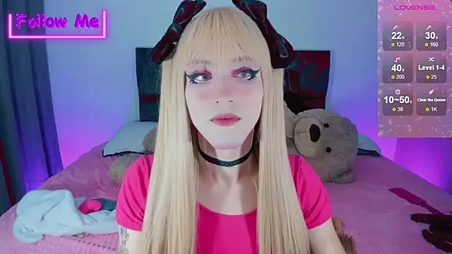 Snapshot of Kirmyy_ chatting on December 28, 2:33 am Kirmyy online show from December 28, 2:33 am