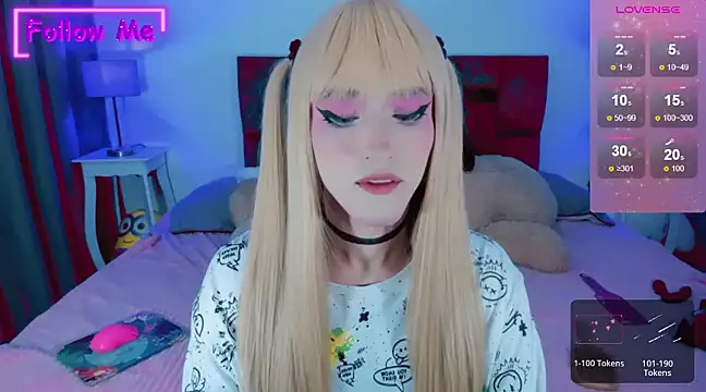 Snapshot of Kirmyy_ chatting on January 20, 1:18 am Kirmyy online show from January 20, 1:18 am