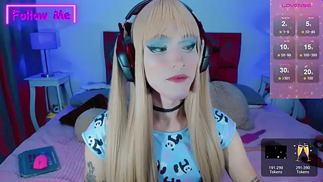 Snapshot of Kirmyy_ chatting on January 20, 11:21 pm Kirmyy online show from January 20, 11:21 pm