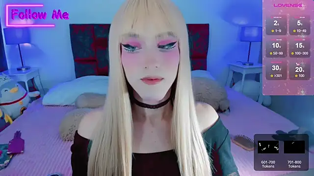 Snapshot of Kirmyy_ chatting on February 25, 8:30 pm Kirmyy online show from February 25, 8:30 pm