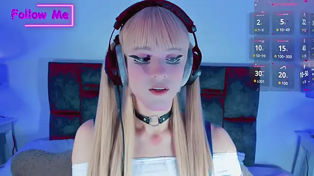 Snapshot of Kirmyy_ chatting on September 15, 9:15 pm Kirmyy online show from September 15, 9:15 pm