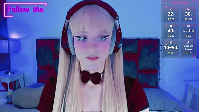 Snapshot of Kirmyy_ chatting on November 1, 9:39 pm Kirmyy online show from November 1, 9:39 pm