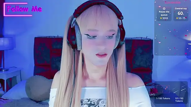 Snapshot of Kirmyy_ chatting on November 14, 9:02 pm Kirmyy online show from November 14, 9:02 pm