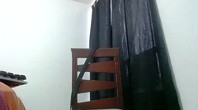 nicolle milf1978 online show from March 12, 11:42 am