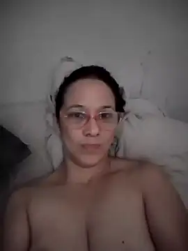 nicolle milf1978 online show from May 23, 9:57 am