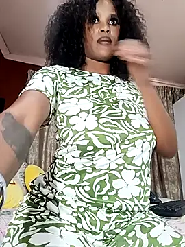 Snapshot of Wildblack22 chatting on February 17, 7:16 am Wildblack22 online show from February 17, 7:16 am