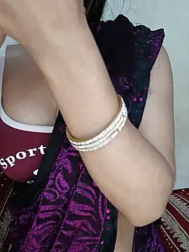 xpihu online show from August 3, 6:22 pm