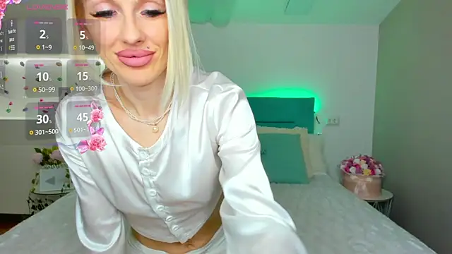 Snapshot of Lana_kitty__ chatting on February 27, 9:25 pm Lana kitty online show from February 27, 9:25 pm