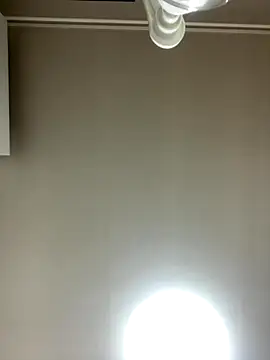 Snapshot of Manato_jp_1215 chatting on December 6, 8:15 am Manato jp 1215 online show from December 6, 8:15 am