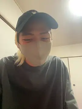 Snapshot of Manato_jp_1215 chatting on December 8, 3:02 pm Manato jp 1215 online show from December 8, 3:02 pm