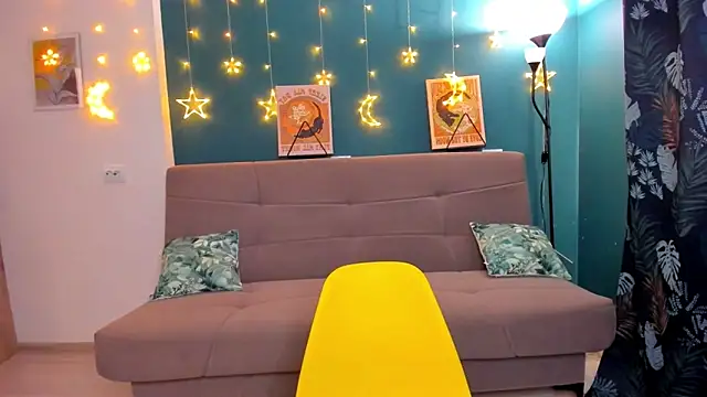 Snapshot of Xloe_Queen chatting on January 25, 11:13 am Xloe Queen online show from January 25, 11:13 am