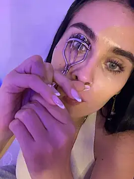 Snapshot of Aria_uwu chatting on October 11, 10:47 am Aria uwu online show from October 11, 10:47 am