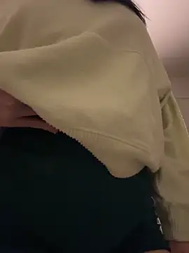 Morguisssz online show from March 6, 6:32 am