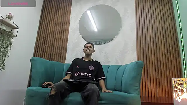 Jeffry wolvess online show from February 18, 11:55 am