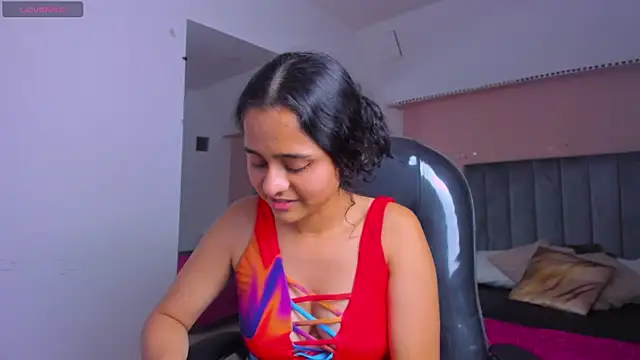 Giselle Roldan online show from July 11, 3:31 am