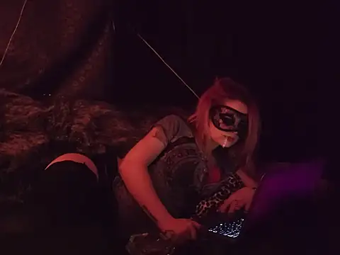 Snapshot of anonymouszN chatting on December 22, 10:15 pm anonymouszN online show from December 22, 10:15 pm