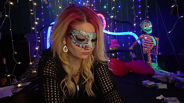 Snapshot of anonymouszN chatting on December 14, 8:13 pm anonymouszN online show from December 14, 8:13 pm