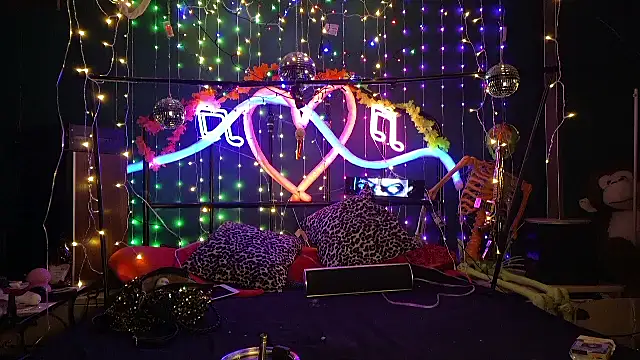 anonymouszN online show from March 6, 9:00 pm