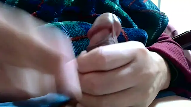 Snapshot of chome_suke chatting on January 1, 1:37 pm chome suke online show from January 1, 1:37 pm