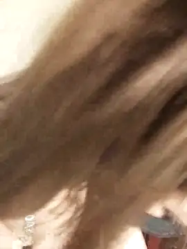 Snapshot of Farawla_elgmda chatting on March 13, 12:06 am Farawla elgmda online show from March 13, 12:06 am