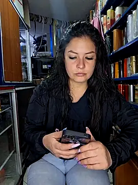Snapshot of nidia2026 chatting on May 14, 12:34 pm nidia2026 online show from May 14, 12:34 pm