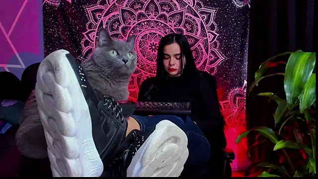 thakytona online show from April 26, 7:44 pm