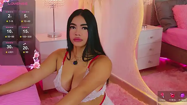 AllissonJames online show from December 3, 12:03 pm