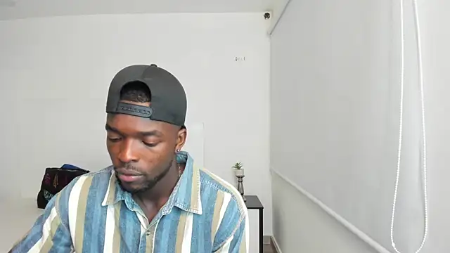 Dylan Taylor online show from February 11, 3:40 am