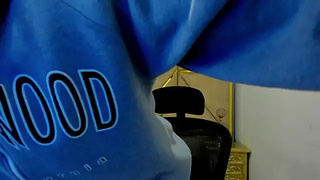 Dylan Taylor online show from October 20, 4:02 am